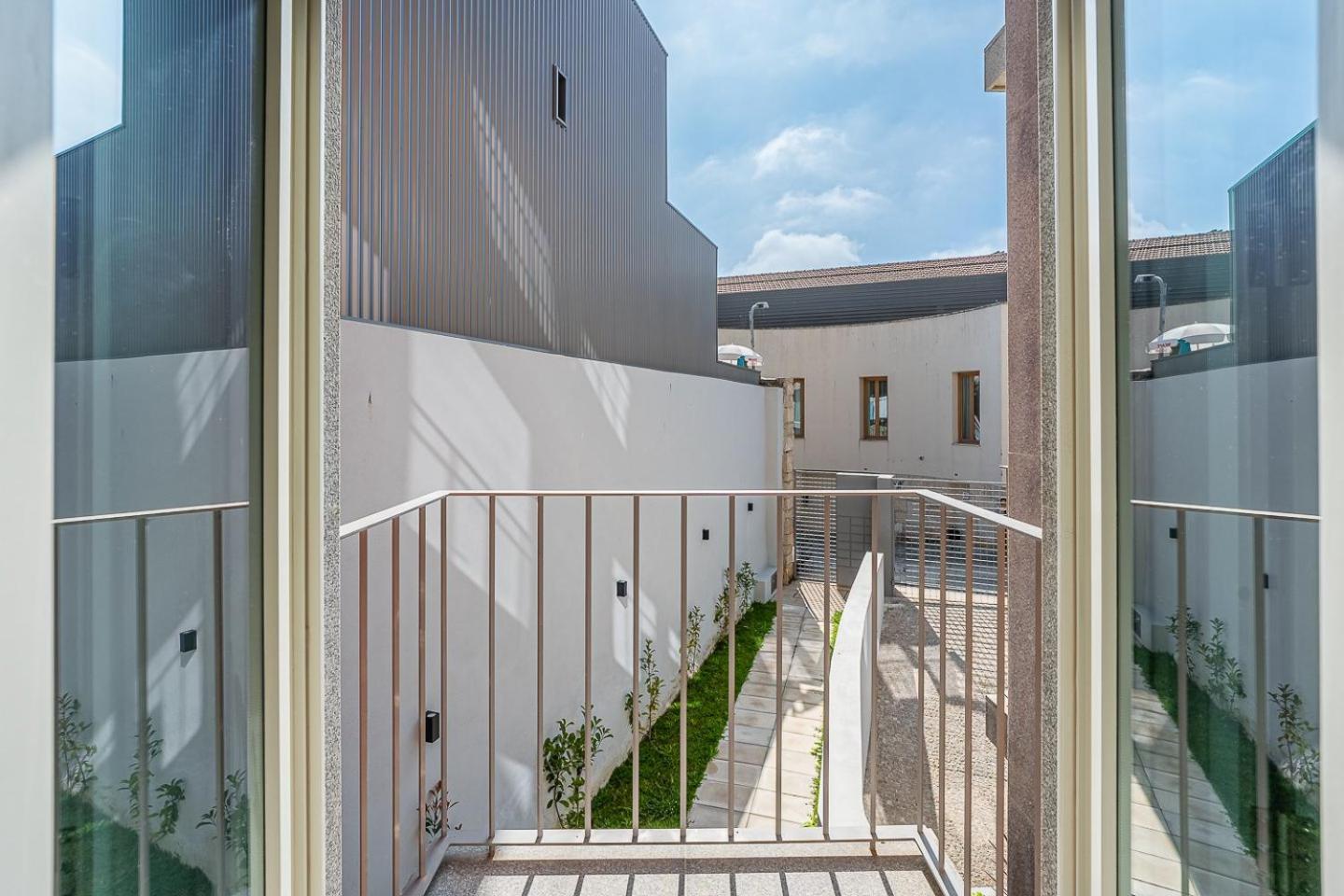 Ferienwohnung Guestready - Downtown Refuge With Private Parking Porto Exterior foto
